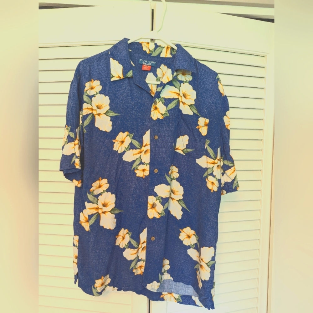 Men's Hawaiian button down shirt men's medium tropical floral